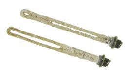 צילום של גופי חימום ישנים ומשומשים של דוד שמש